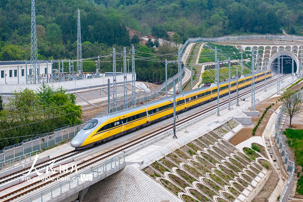 陕西：西十高铁启动时速385公里提速试验【2】