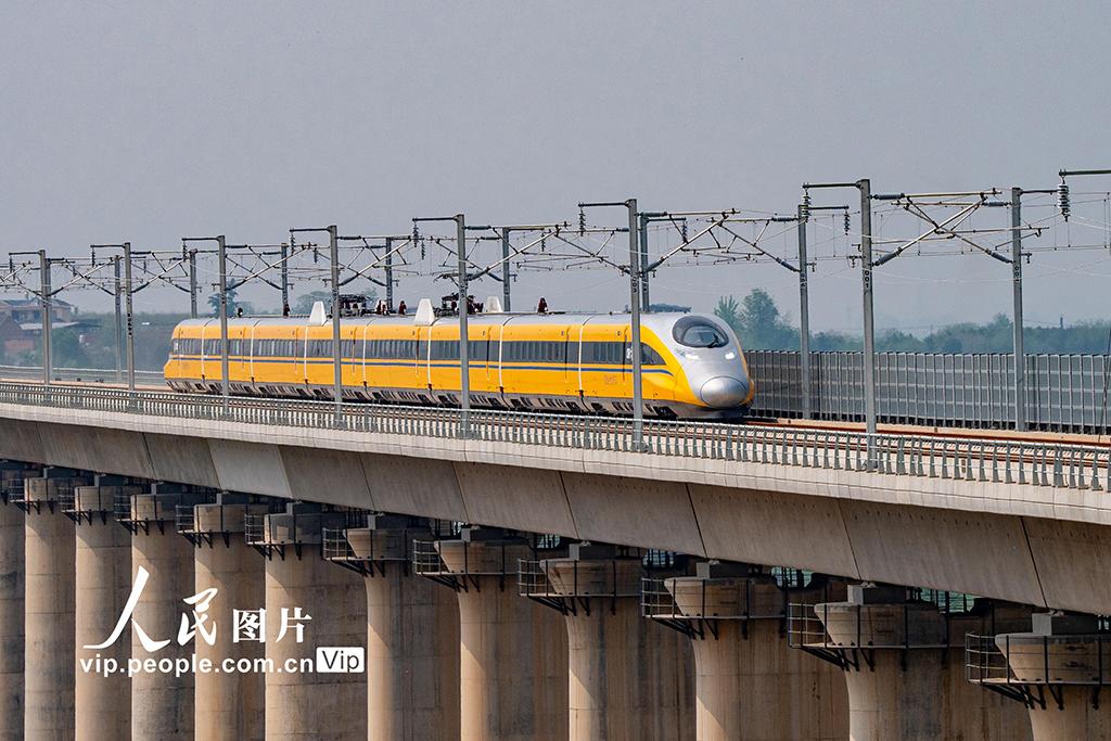 陕西：西十高铁启动时速385公里提速试验